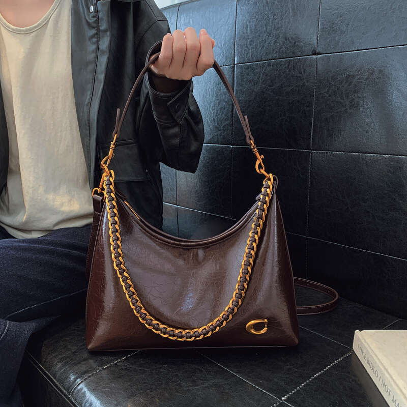 High-End for Women 5 New Niche Strip Underarm Tote Super Popular Versatile Shoulder Crossbody Large Bag