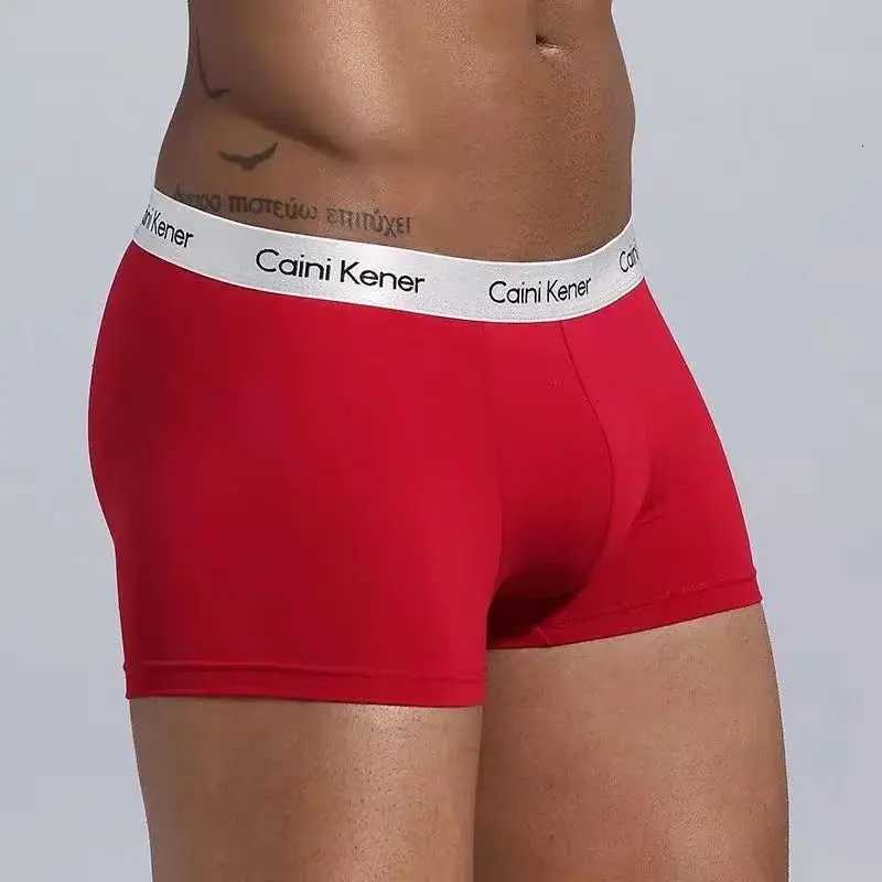 Mens Shorts Brand Underwear Fashion Trend Sexy Boxer Breathable Soft Boxers Men Classic Black Solid Color Underwear MenT251211