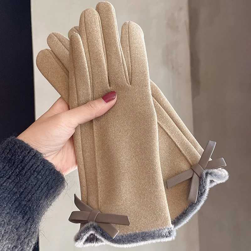 Winter womens gloves with touch screen for driving and cycling thickened fleece for warmth and warmth Korean version gentle Y251211