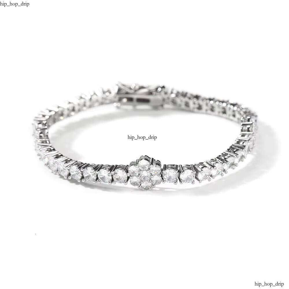 UWIN Full Ice VVS Moissanite Flower Tennis Collar Chain Necklace Hip Hop Women's Light Luxury Jewelry