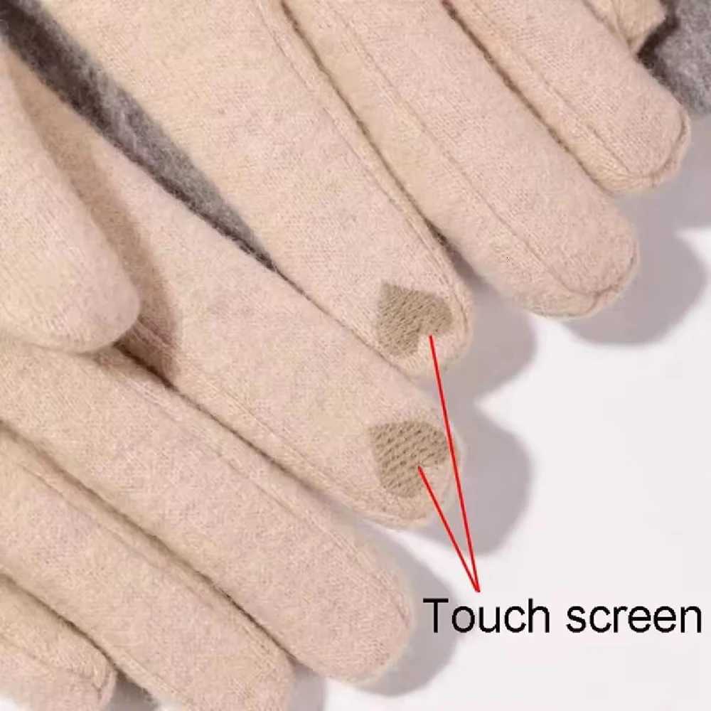 Winter New Outdoor Warm Plush Thick Gloves Women Touch Screen Elegant Vertical Striped Hairy Mouth Gloves Elegant Elastic Gloves Y251211
