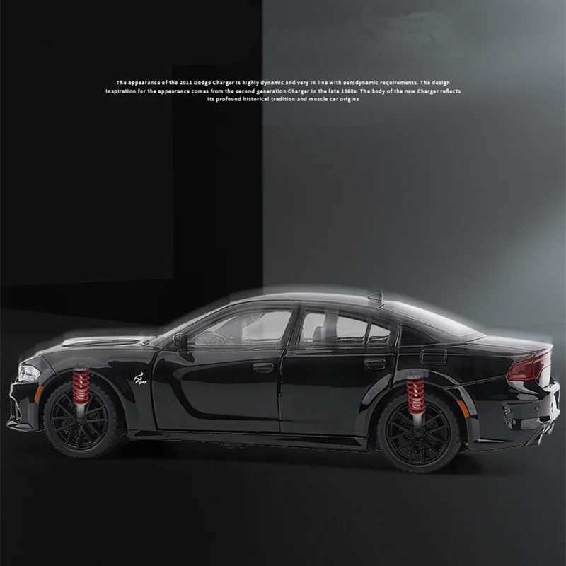 132 DODGE Charger SRT Hellcat Alloy Sports Car model Diecast Toy Muscle Vehicles Car Model Simulation Sound and Light Kids Gift Y251209