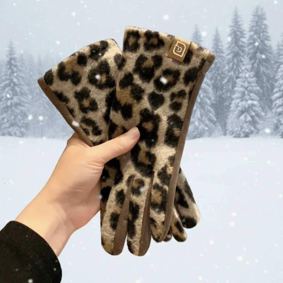 Cashmere Leopard-print Gloves Cold-proof Touch Screen Ladies Driving Gloves Keep Warm Windproof Mittens Motorcycle Riding Y251211