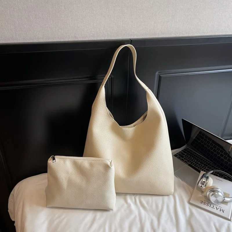 Modern-elegant 2025 New Ladies Luxury Brand Leather Tote Bag Famous Designer Popar Casual Elegant Y251211