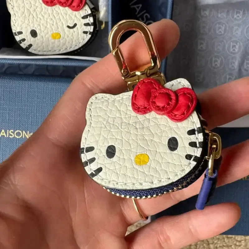Sanrio In Stock Kawaii High Beauty Hello Kitty Cartoon Personalized Creative Leather Bag Keychain Pendant Fashion Clothing Accessories H251211