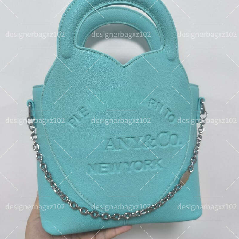 Tiffany Bag Designer Bag Shoulder Bag Luxury Bag Makeup Bag Duffle Bag Vanity Bag Black Bag Clutch Bag Heart Peach Engraved English Letter Pendant Jewelry Beach Bag