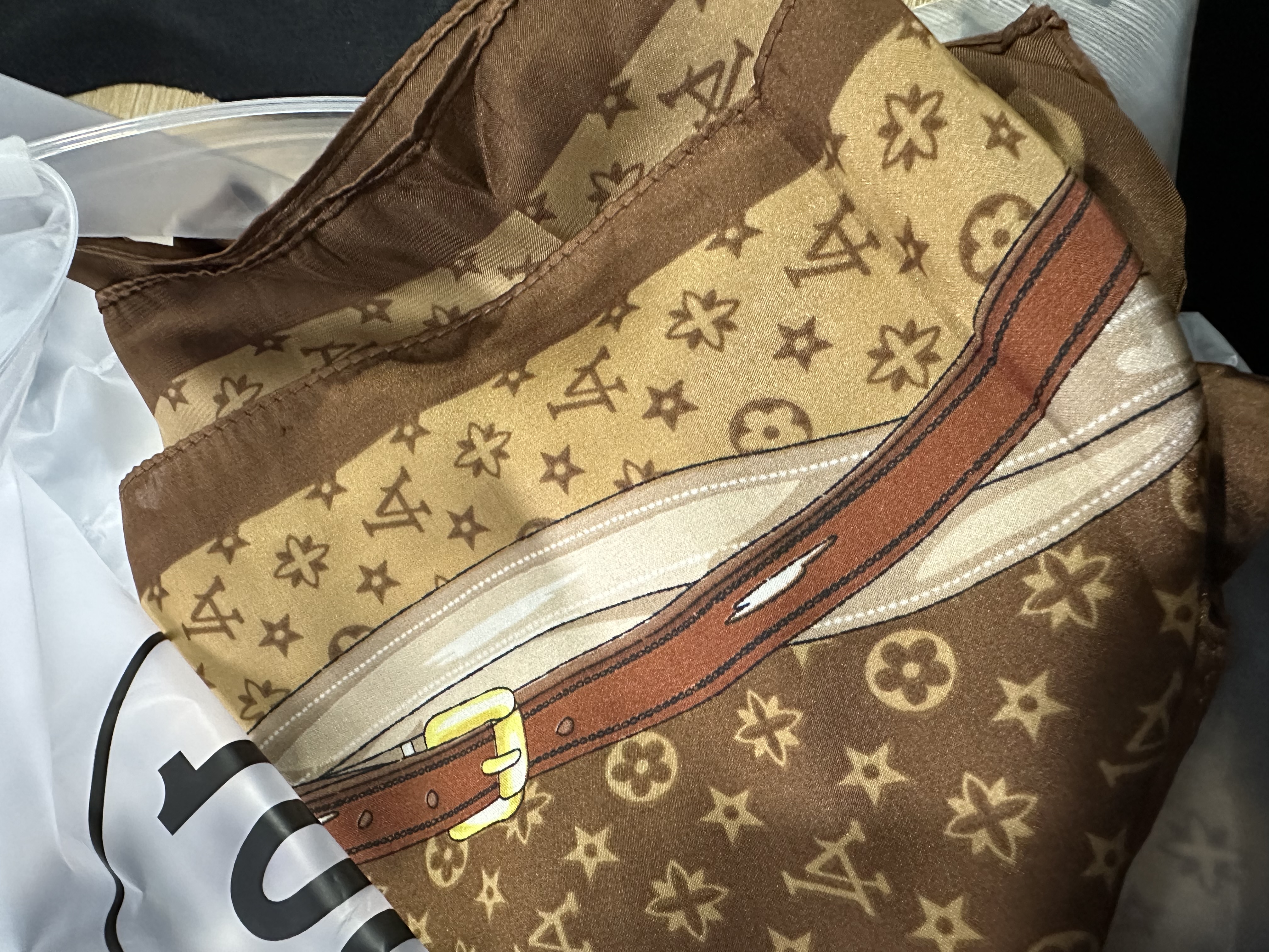 180X86CM New Popular Print Bandannas Silk Scarves Four Seasons Satin Beach Sun protection Towel Fashion Flower Long ShawlsL251020