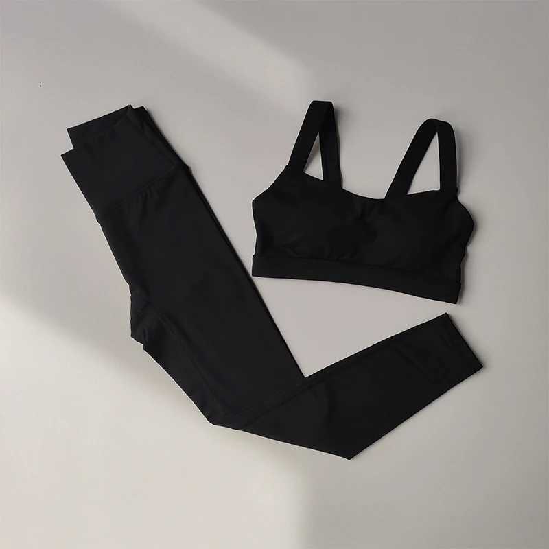 2PCS Yoga Set Women Fitness Suit Set Sports Bras High Waisted Running Suit Fast Drying Leggings Advanced Fitness SuitT251211