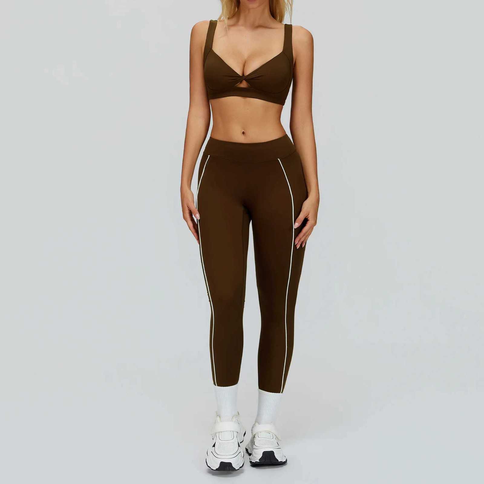 2PCS Yoga Suit Gym Fitness Tracksuit Breathable Sports Set Womens Running Workout Clothes Female Athletic Wear Yoga ClothingT251211