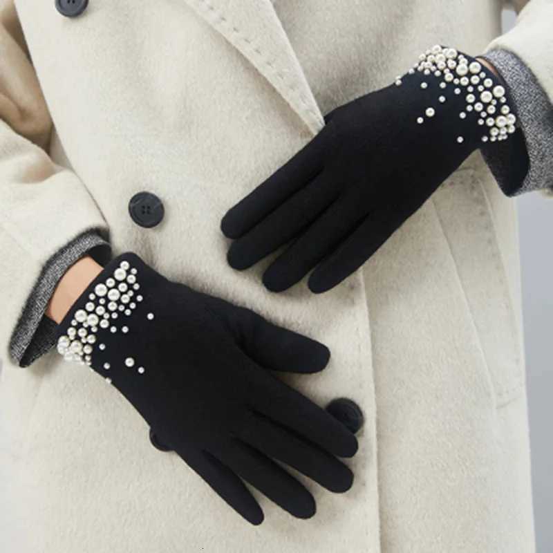 Female Luxury Wool Warm Full Finger Pearl Gloves Winter Touch Screen Mittens Women Rabbit Cashmere Thicken Driving Gloves H58 Y251211