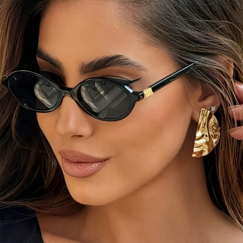 Fashion Korean Sweet Cool Spicy Girl Sunglasses for Women Men 251210