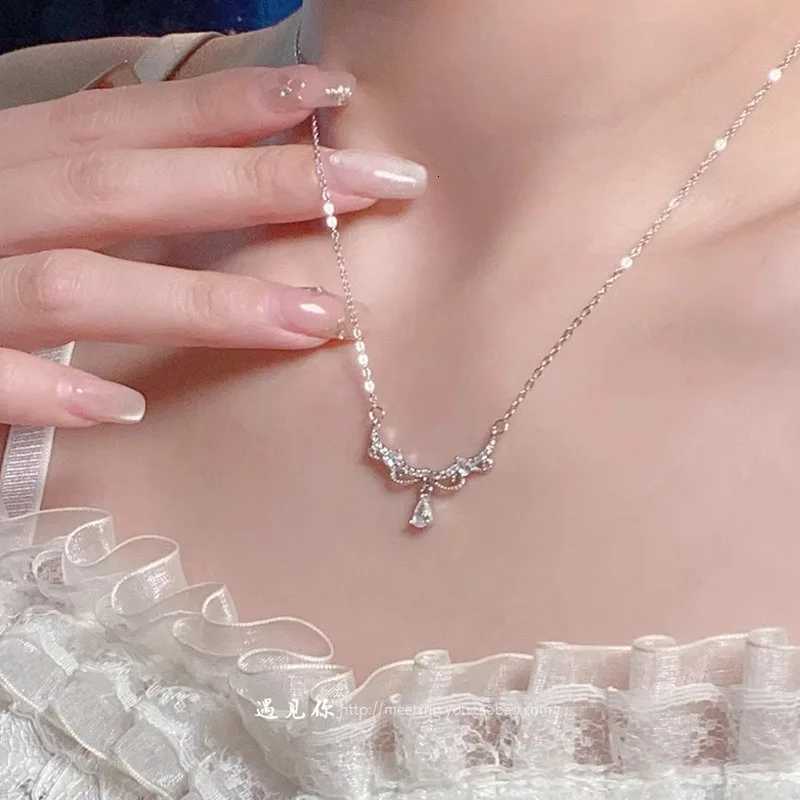 Lace Princess Water Drop Necklace Womens Light Luxury Niche Design New French High-end Sense Cold Wind Send Girlfriend Necklace M251211