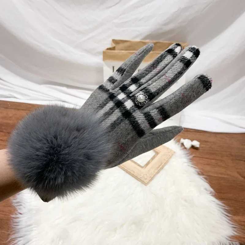 17 Designs Elegant Winter Gloves for Women Classic Plaid Fox Fur Pompom Touch Screen Plush Lining Thick Gloves Female Gift Y251211