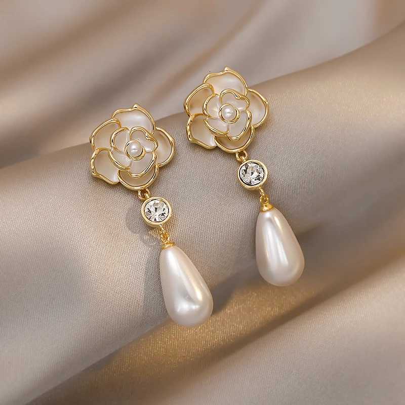 Tren Style lia wer Stud Earrings Pearl wer Big Brand Eesign Earring Boucle Femme Pendante Chic Jewelry Y251210