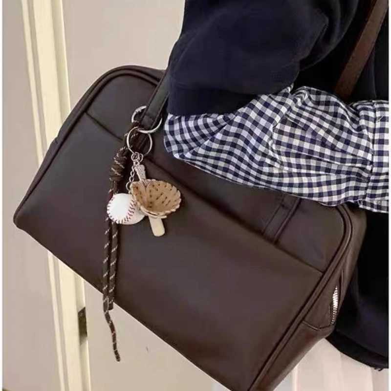 Korean Style Large Capacity Single Shoder Wens Bag Versatile Vintage Underarm Bag Autumn 2025 New Arrival Tote Bag Y251211