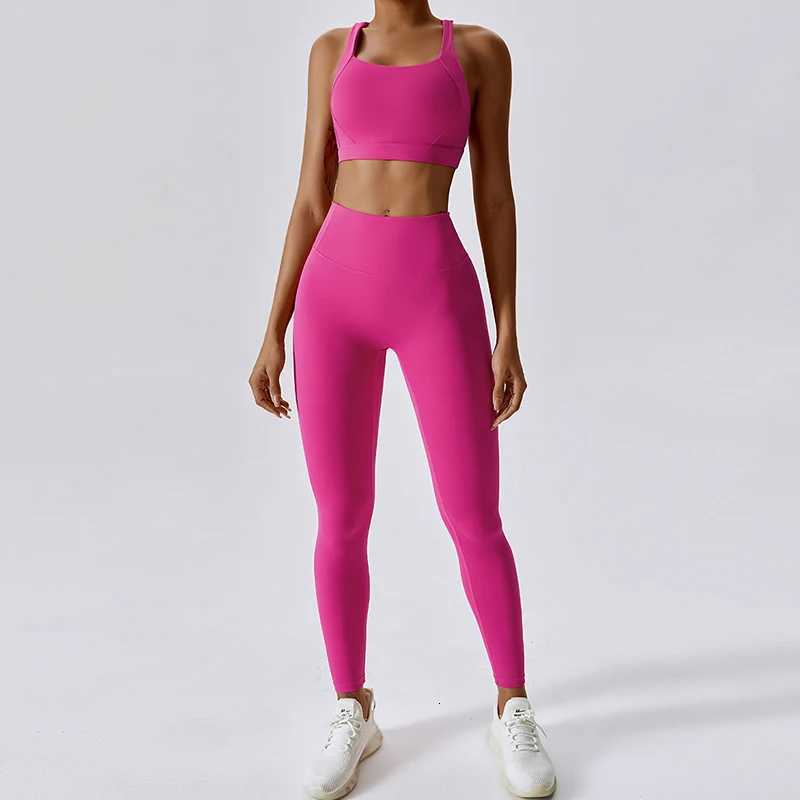 Soften Yoga Set 2PCS Sports Suit Women Gym Set Women Fitness Tracksuit Workout Suit Female Sportswear Quick-Drying Yoga ClothingT251211