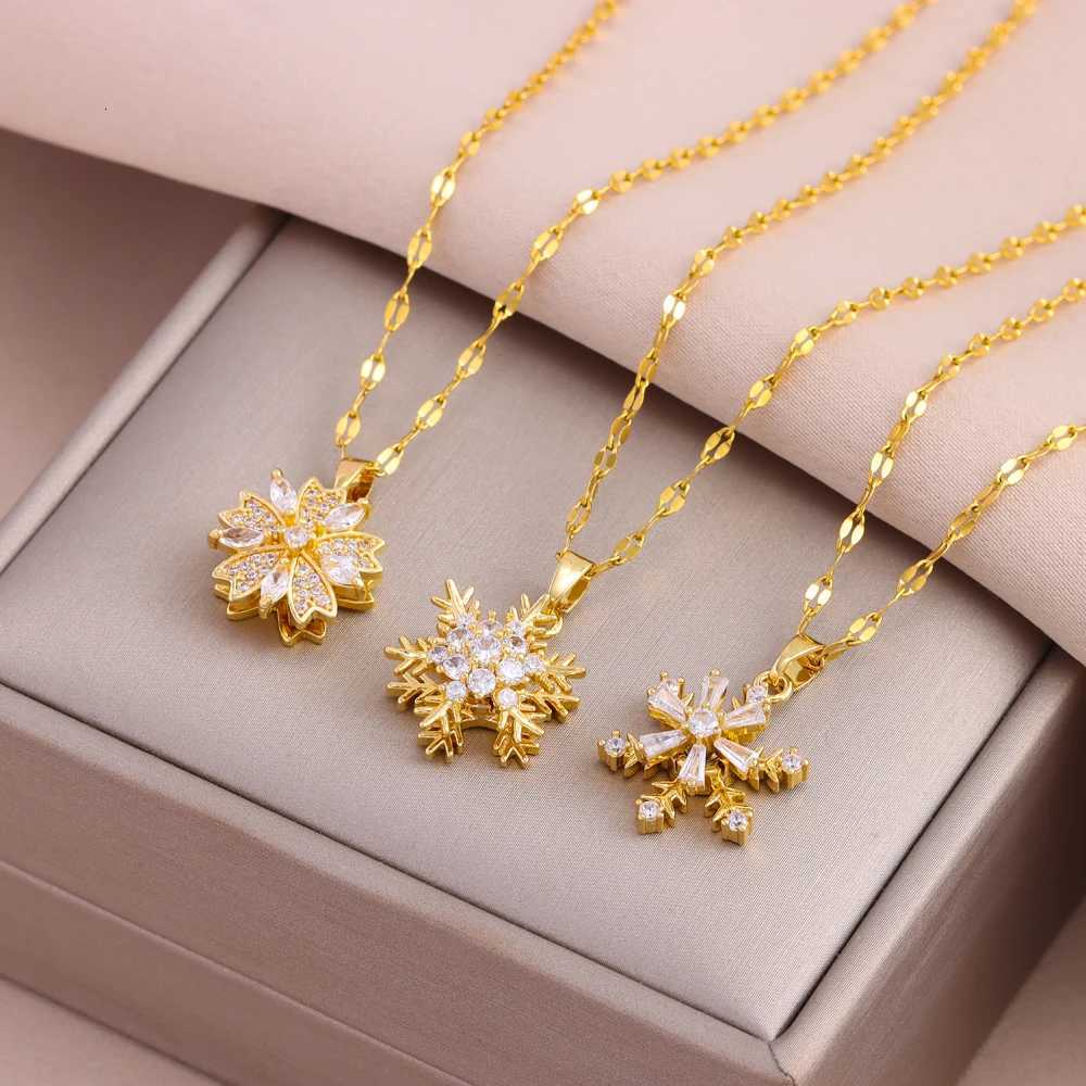 New In Fashion 18K Gold Plated Lucky Rotatable Series Pendant Necklaces For Women Female Stainless Steel Clavicle Chain Jewelry M251211