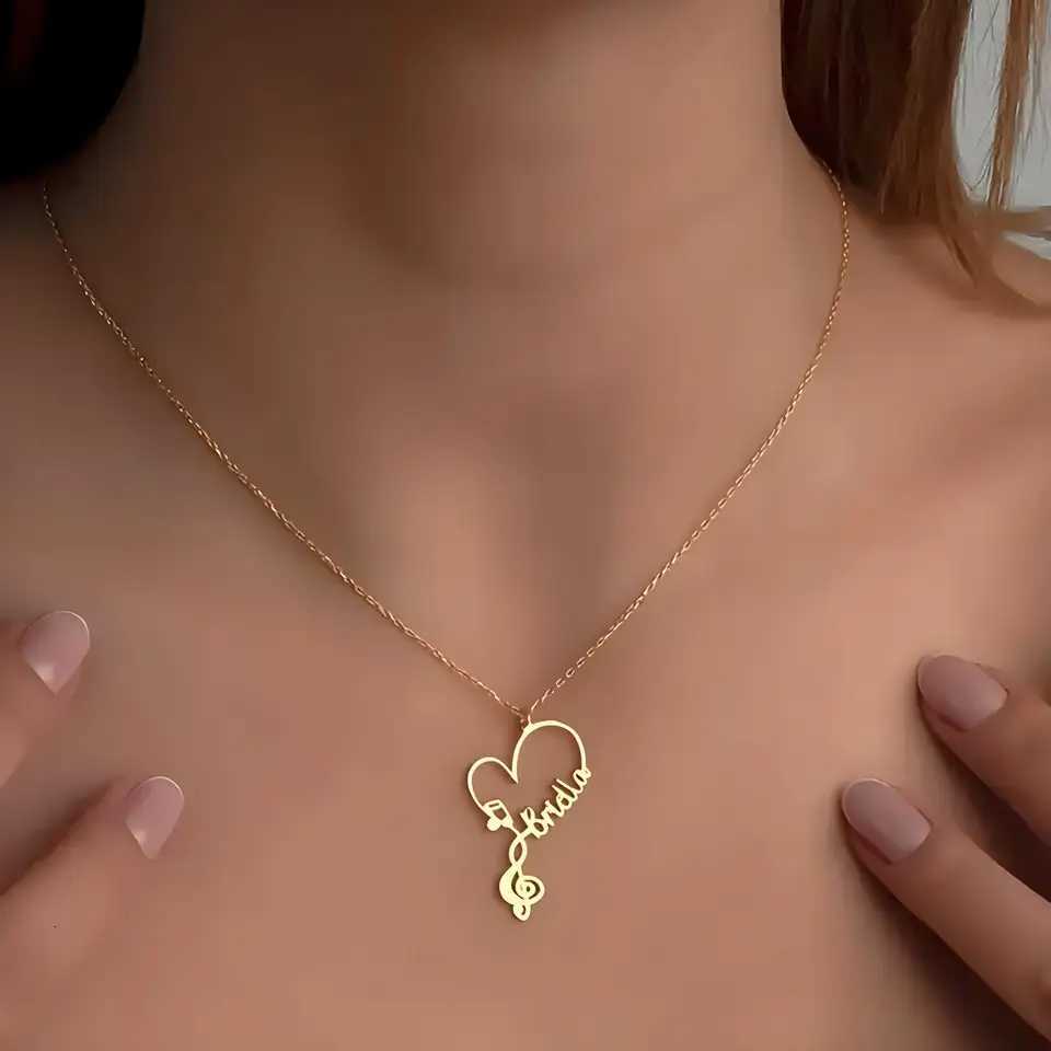 Personalized Golden - Toned Stainless Steel Treble Clef Name Necklace Ideal Gift for Teen Musicians Perfect for Anniversaries M251211