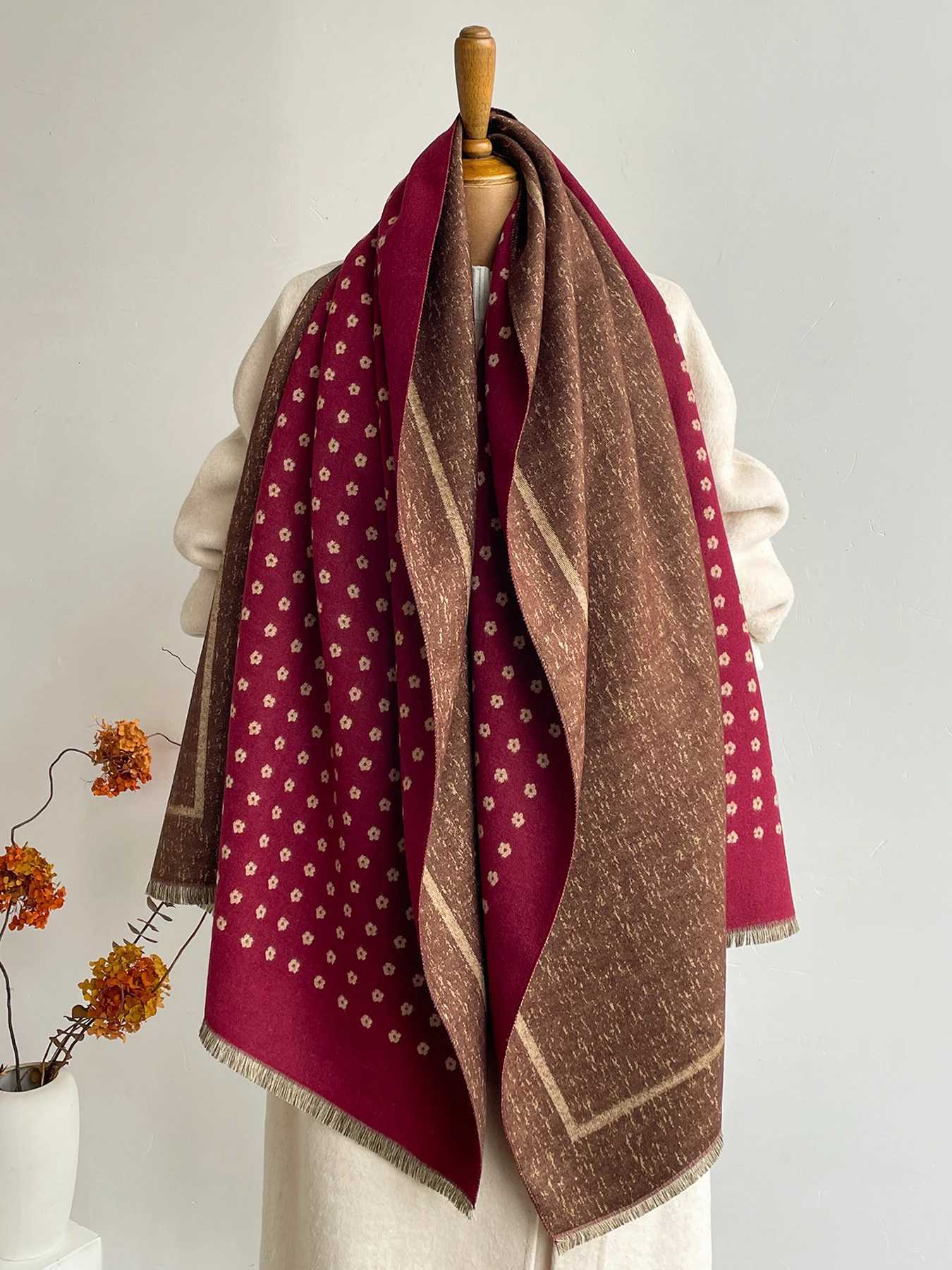 Womens Warm Faux Cashmere Shawl Autumn Winter Jacquard Scarf Wrap Functional Neck Protection Blanket Style Y251211