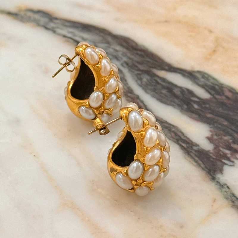 New hollow water drop imitation pearl earrings Fashionable and simple golden ladies banquet exquisite gift Y251210