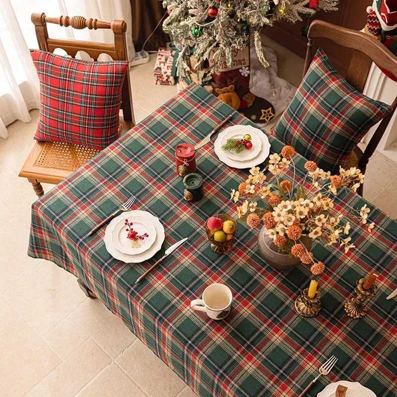 Christmas Decorative Tablecloth Red green checkered coffee table tablecloth PolyesterCotton Red Green Table cover for HomeParty H251211
