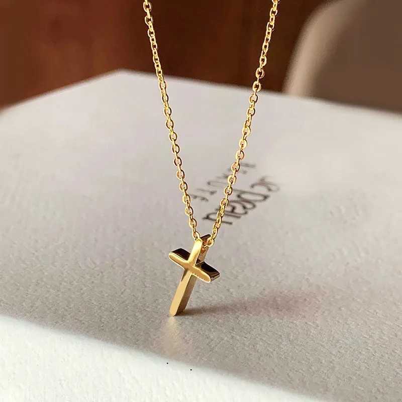 Stainless Steel Cross Necklac Gold Color Necklace for Women Men Exquisite Chain Necklaces Birthday Present Jewelry Accessories M251211