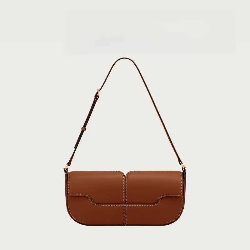 French Luxury and Fiable e Shoder Underarm Handbag Cowhide Cmuting Handbag Casual and Simple French Stick Bag Y251211