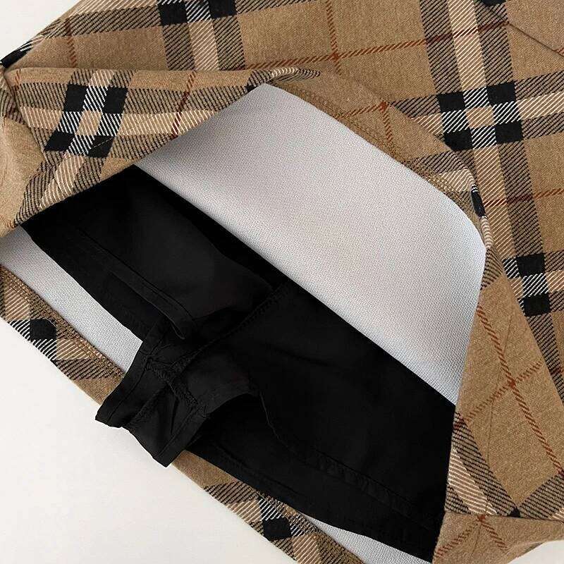 Women's Autumn Winter Fashion 2026 Vintage Plaid Short Lady Streetwear High Waist Wool&Blend Mini Skirt