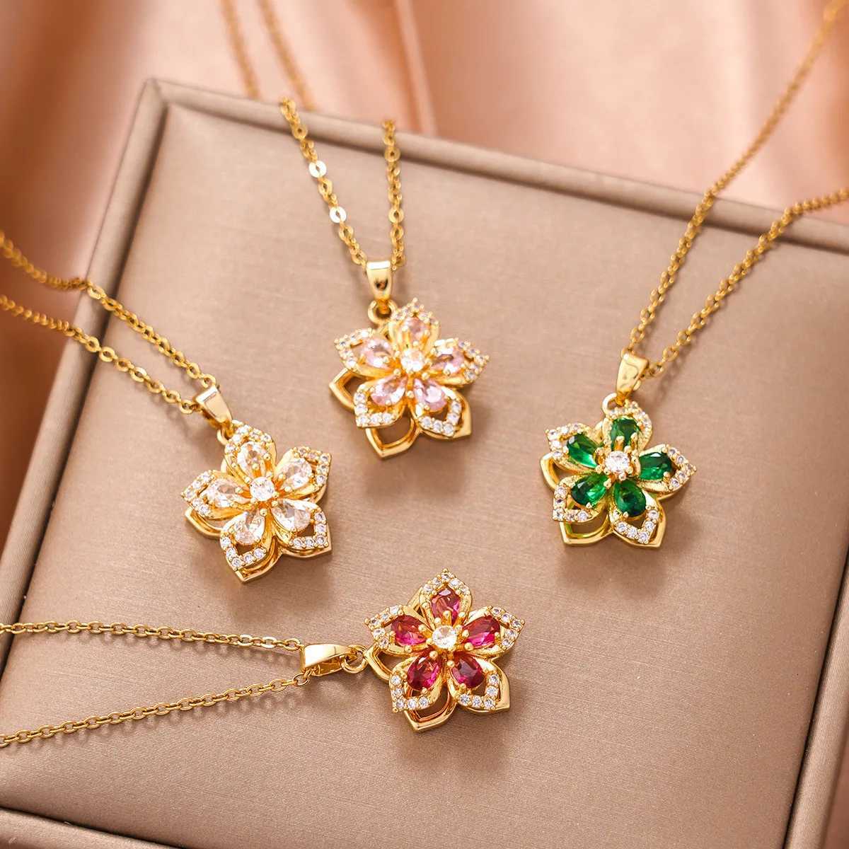 Light Luxury Shiny Zircon Rotatable Flower Pendant Necklace For Women Stainless Steel Romantic Spin Floral Plant Choker Jewelry M251211