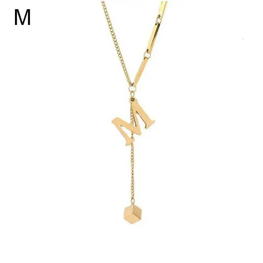 Fashion XO Necklace Cubic Zirconia Letter Pendant Sweater Chain Light Luxury Hip Hop Party Jewelry Accessories For Men Women M251211