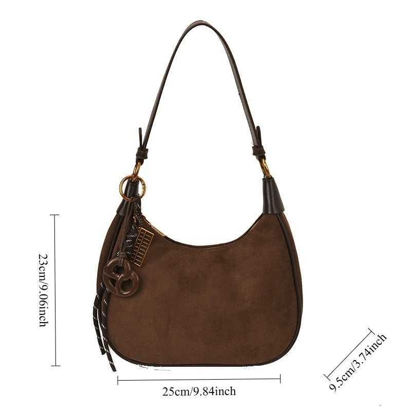 Suede Shoder Bag Zipper Opening Design with Pendant Fiable Versatile Dumpling Bag Y251211