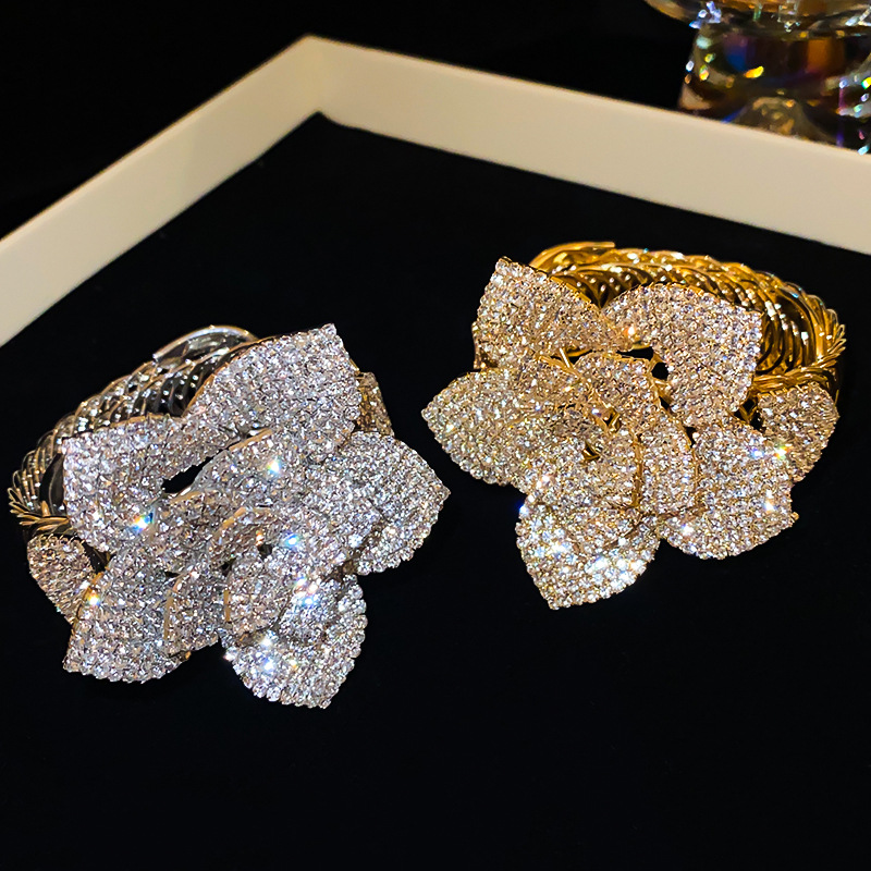 Adjustable Inlaid Diamond Three-Dimensional Flower Exquisite Fashion Bracelet Cross-Border New Product Light Luxury High-End Sense Elegant Jewelry - view 8