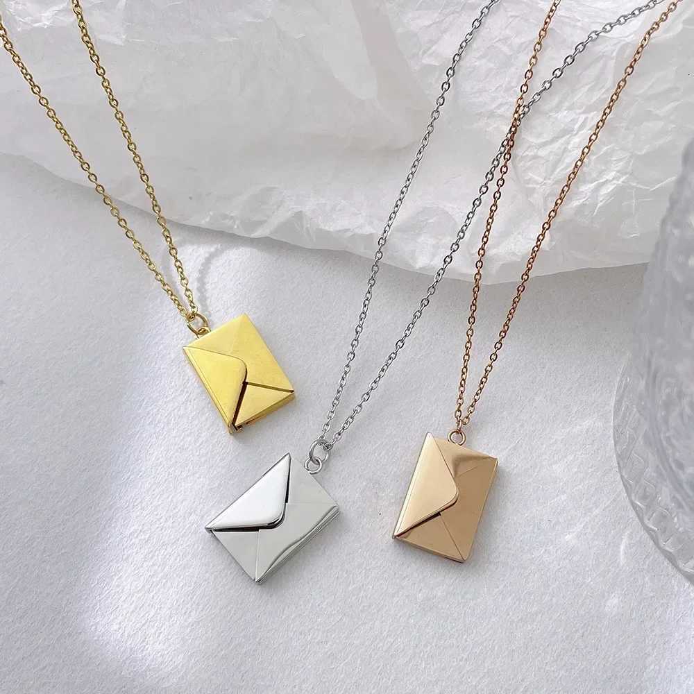Letter Envelope Pendant Necklace Customized StainlESS Steel Jewelry ConfESSion You for Valentine Day Mother Day Gift M251211