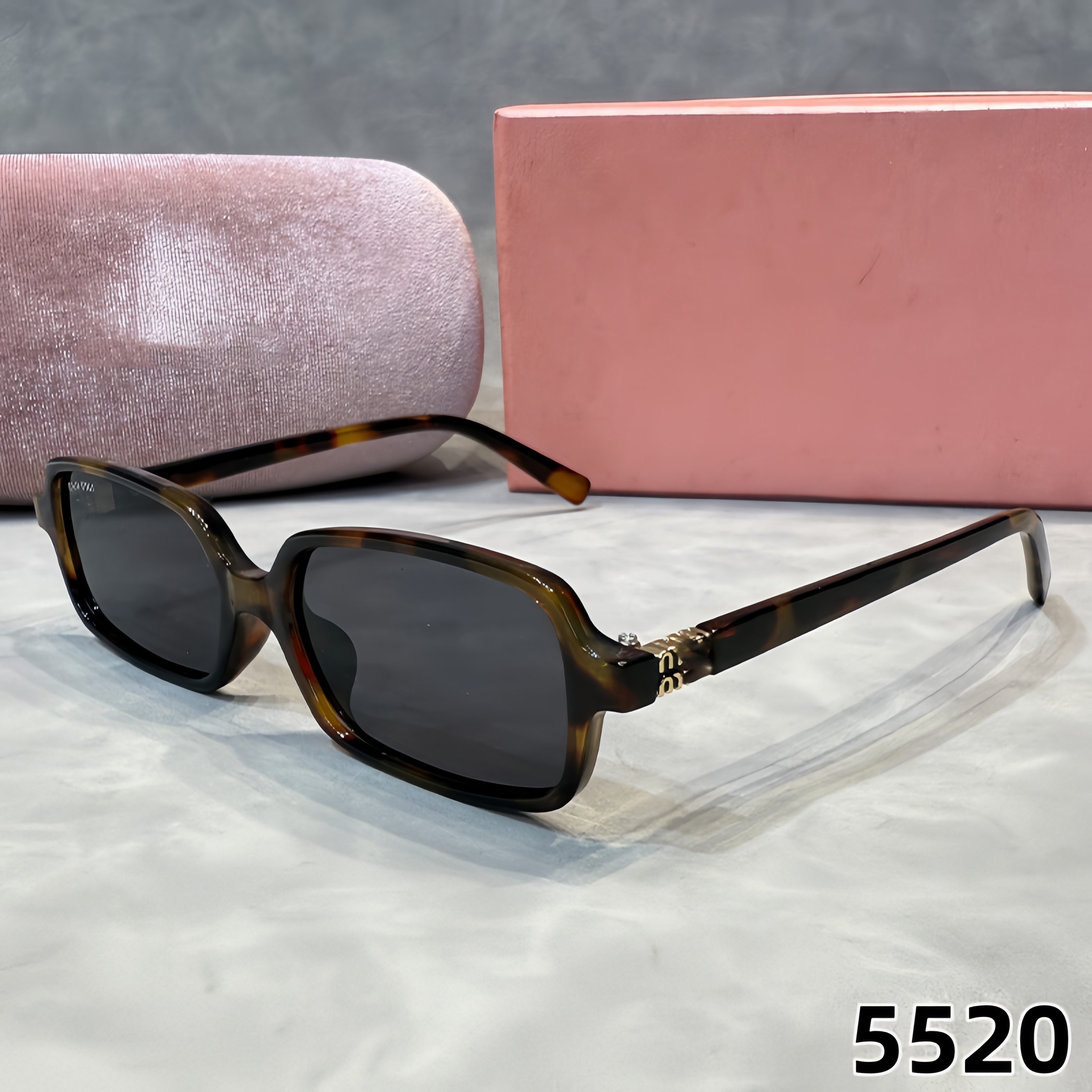 Female eyewear designer sunglasses M letter retro sunshade and sun protection high-end feeling European and American fashion cat eye sunglasses with packaging box