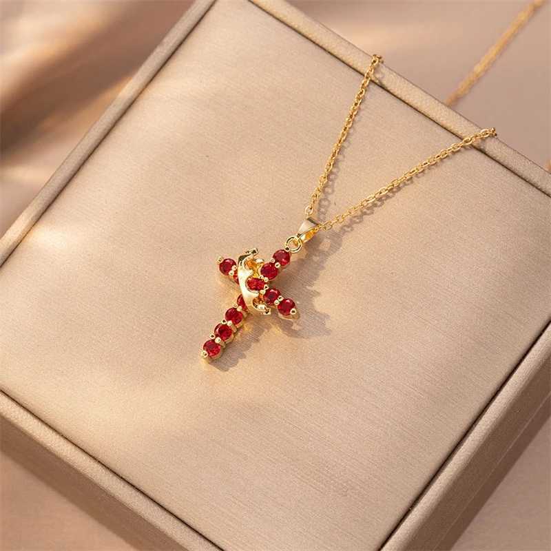 Exquisite Crown Cross Rhinestone Rotating Necklace for Women Fashion Copper Stainless Steel Necklace Party Banquet Jewelry Gift M251211