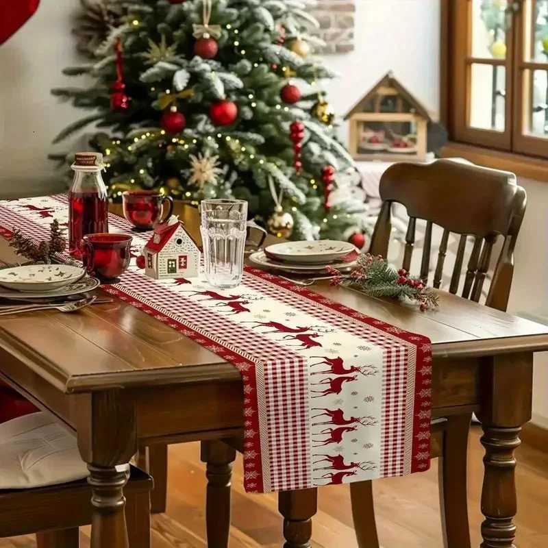 Christmas Table Runner Red Reindeer Snowflake Plaid Pattern ic Holiday Decor for Kitchen Dining Room Party H251211