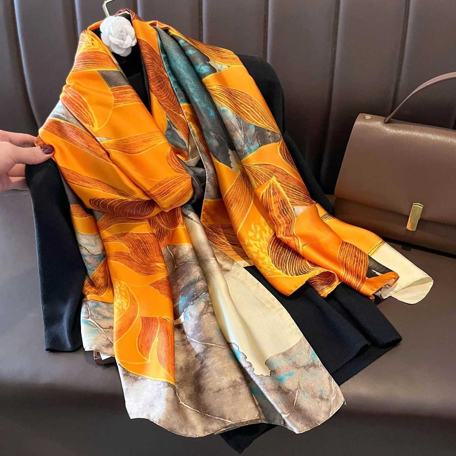 18090cm Luxury Brand Spring Summer Autumn Women Clothing New Fashion Color matching printed silk scarf lady popular turba Y251211