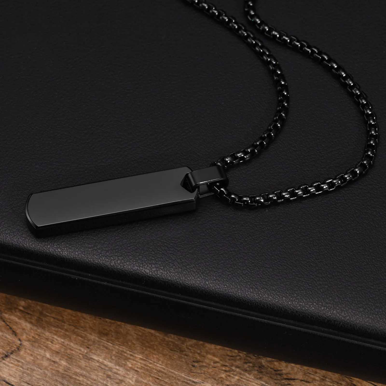 Vnox Initial Bar Necklace for Men Thick Geometric Vertical Bar Pendant with A-Z Letters Casual Simple Collar Gift for Him M251211
