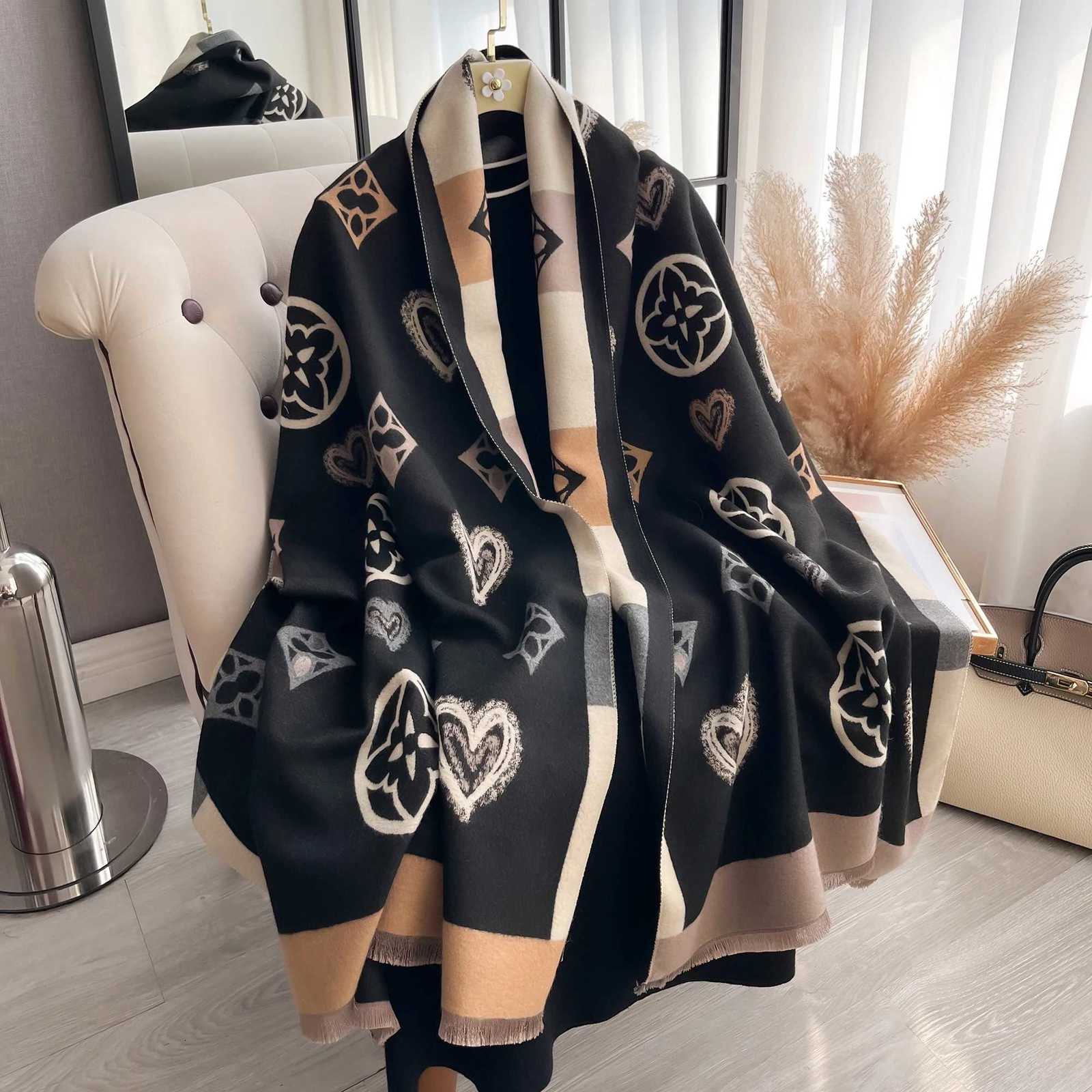 NEW Brand Design Thickened Double-sided Warm Scarf Imitation Cashmere Short Beard Shawl Autumn Winter Coldproof Female Scarf Y251211