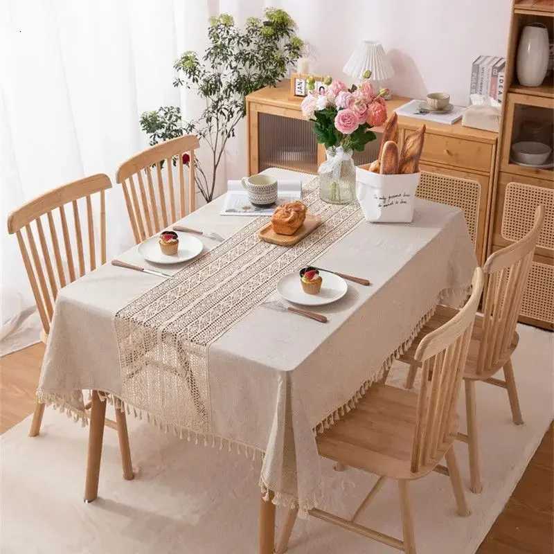 Rustic Table Cloth Rectangle Hollow Splicing Farmhouse Style Washable Tassel Tablecloth Kitchen Dining Room Christmas Decoration H251211