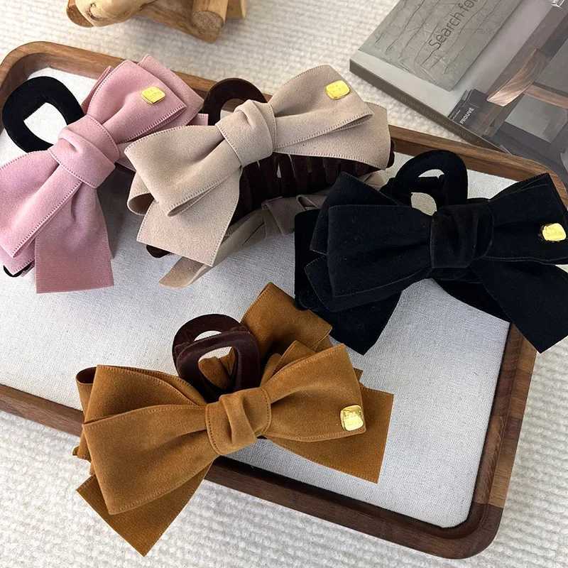 Fashion Bow Hair Cl Shark Clip Retro Suede Veet Solid Color Hairpins for Wens Temperament Hair Clips Fem dr Gift Y251210