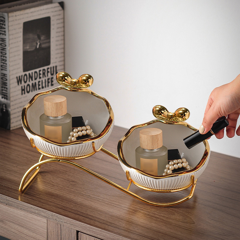 Light luxury entrance key storage decoration, household registration, shoe cabinet, home living room decoration, housewarming, new home gift