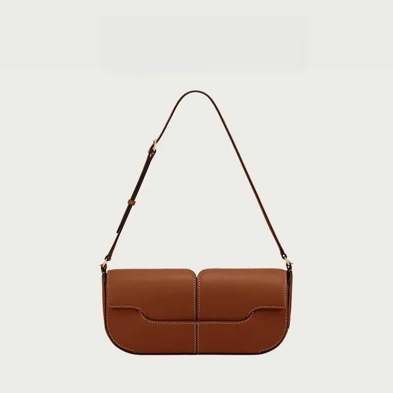 French Luxury and Fiable e Shoder Underarm Handbag Cowhide Cmuting Handbag Casual and Simple French Stick Bag Y251211