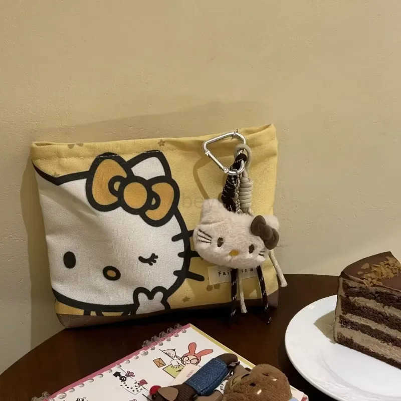 Sanrio 2025 Cute Hello Kitty Girl Cosmetic Bag Kawaii High-capacity Portable Travel Zipper Storage Earphone Bag Coin Purse H251211