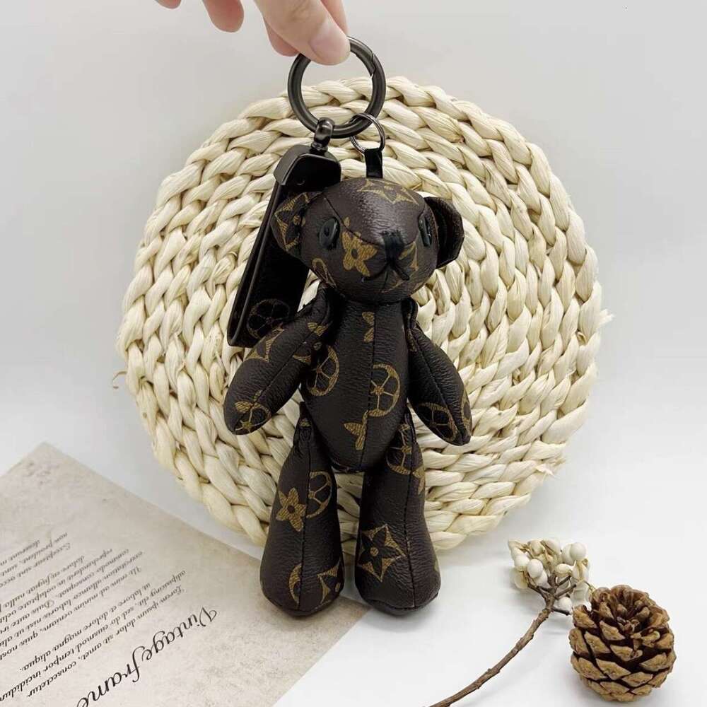 Classic Trendy Rabbit Car Pendant Old Flower Bear Bulldog Bag Keychain Ring Ornament Gift