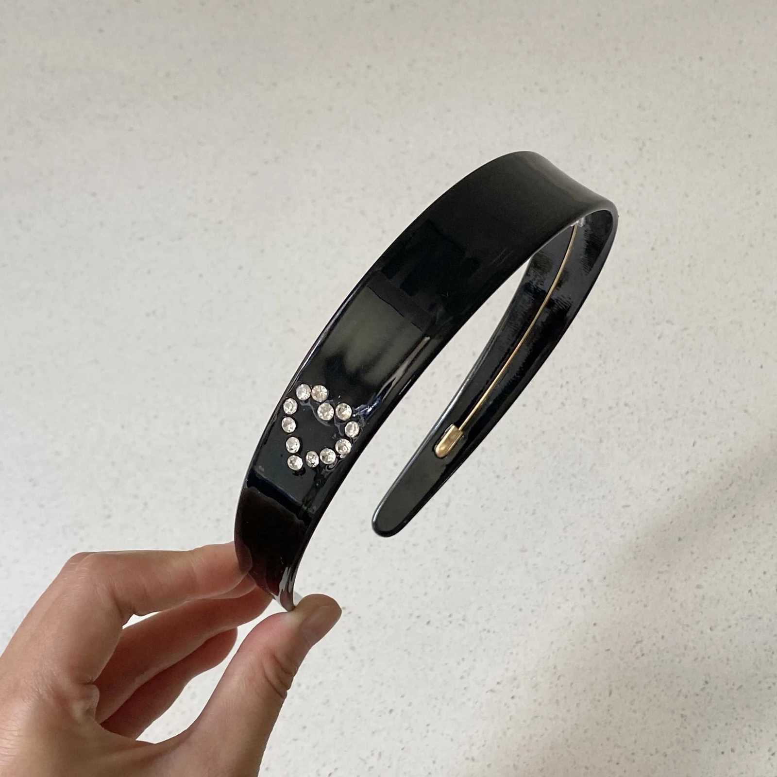 1PC Rhinestone Decor Hair bands Set Stylish Hair Accories For Wen Chic Haiands For Daily And Party Wear Y251210