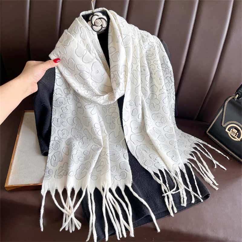 2025 Winter Scarf For Women Long Warm Cashmere Scarves Hijab Solid Lady Shawl Wrap Female Pashmina Bandana Head Scarfs Echarpe Y251211
