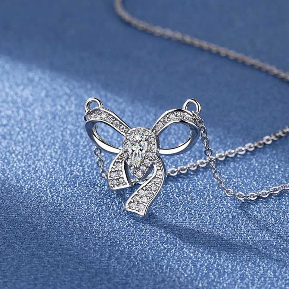 925 Sterling Silver Necklace Clavicle Chain Shining Zircon Bowknot Womens Pendant Necklace Birthday Party Gift Jewelry Gift M251211