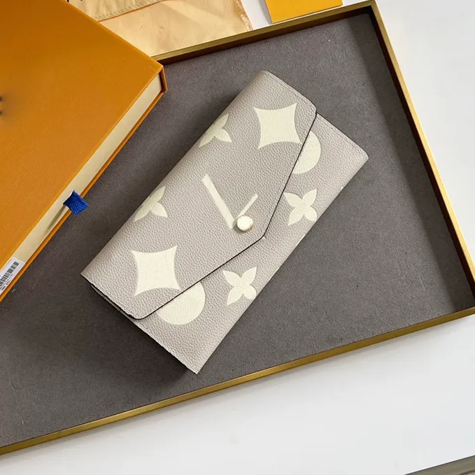 Sarah M80496 Leathe… - image