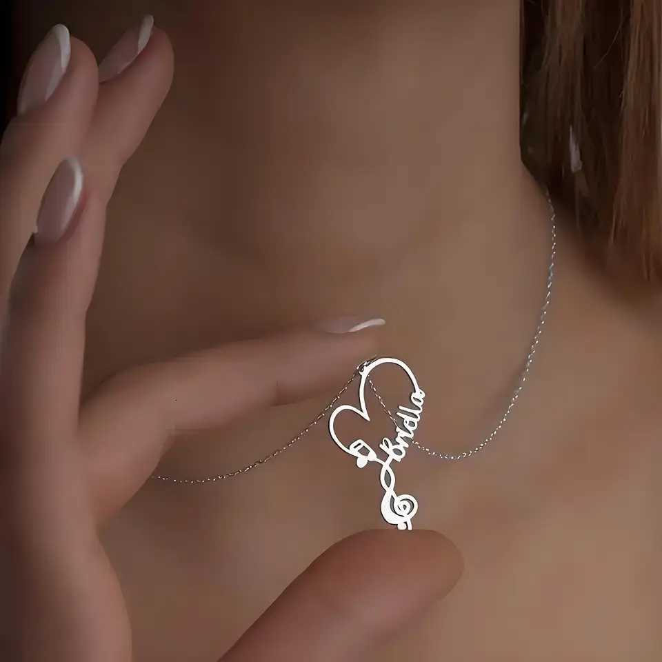 Personalized Golden - Toned Stainless Steel Treble Clef Name Necklace Ideal Gift for Teen Musicians Perfect for Anniversaries M251211